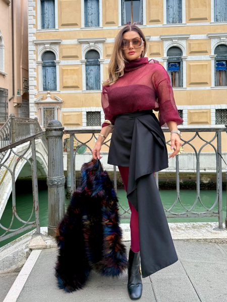 Дамска асиметрична  пола - 3615